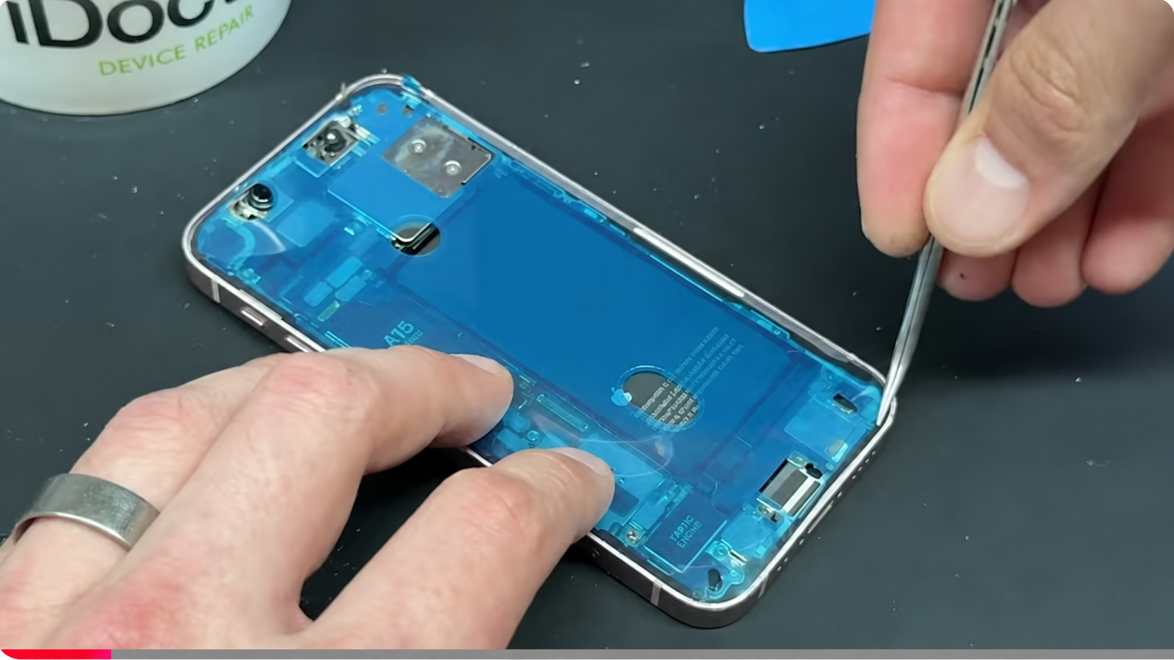 iPhone video repair guide thumbnail